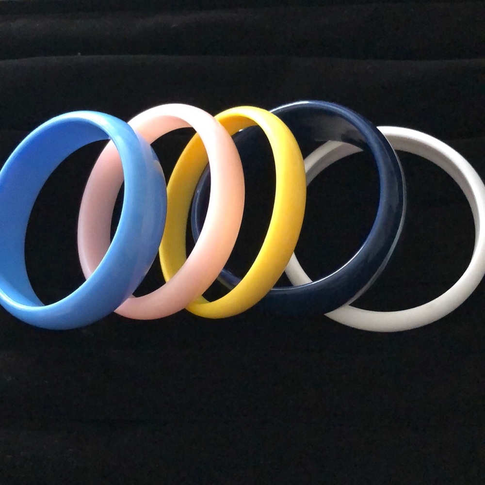 🛍 Set of 5 Vintage bracelets